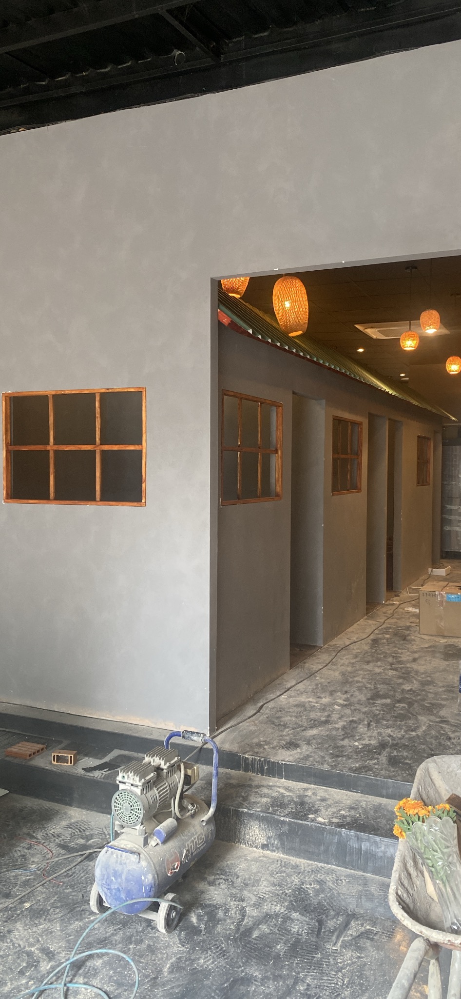 Thì công vách thạch cao Sơn hiệu ứng 