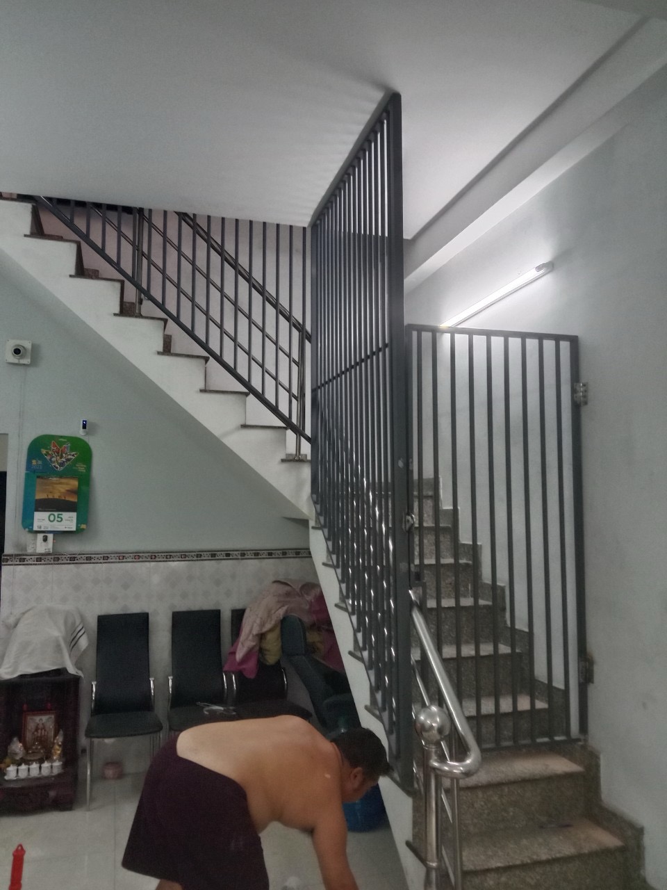 Thi công cầu thang sắt hộp 