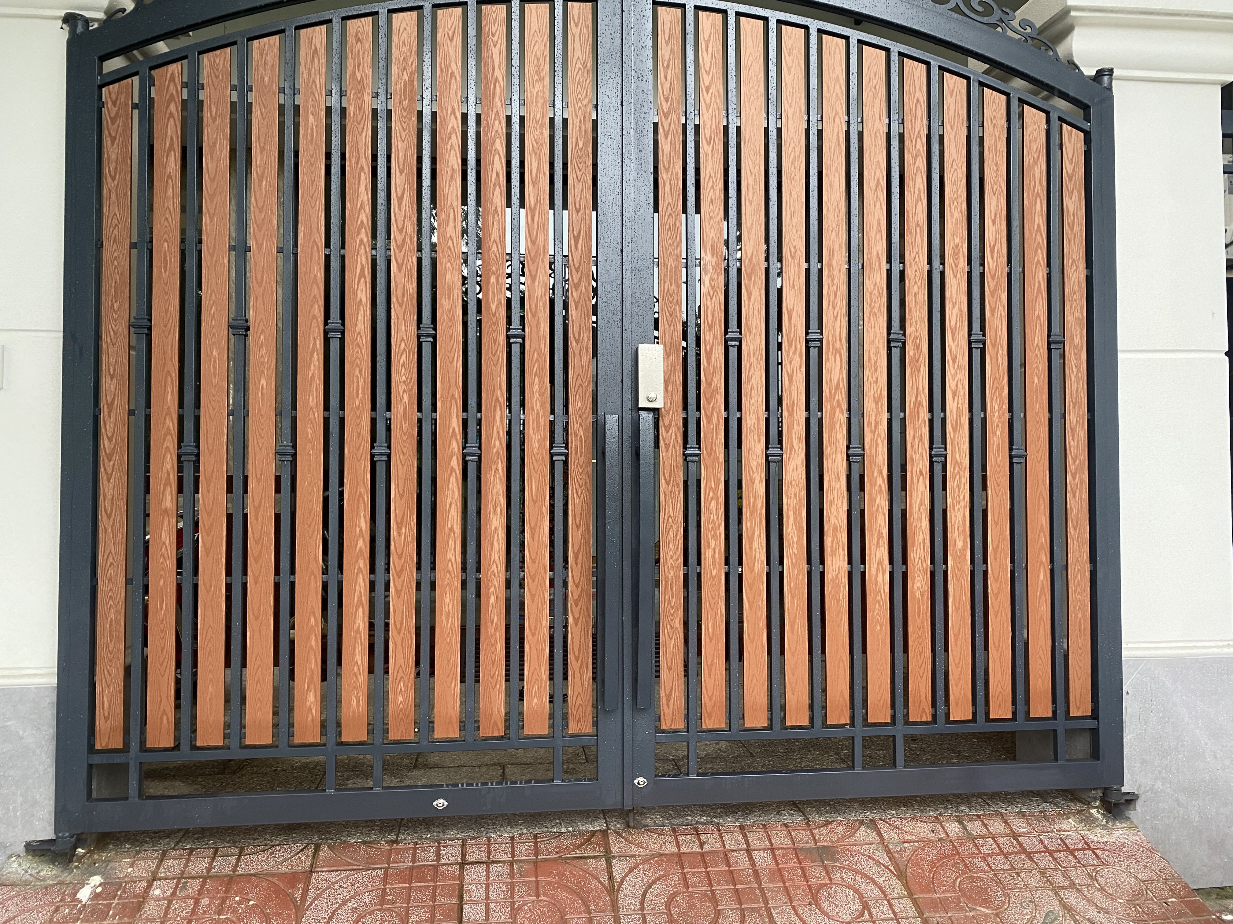 Thi công cửa sắt 